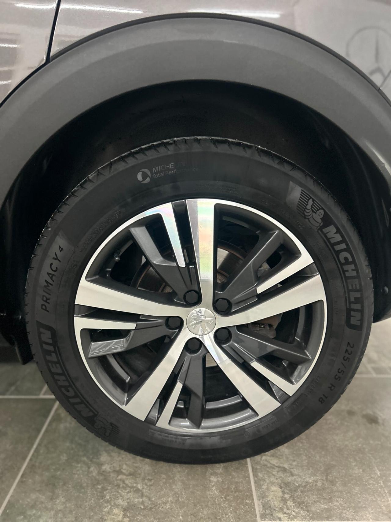 Peugeot 3008 BlueHDi 130 S&S EAT8 Allure Pack