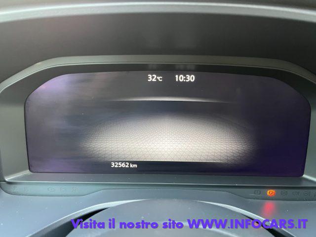NISSAN Qashqai MHEV 140 CV N-Connecta Autocarro N1
