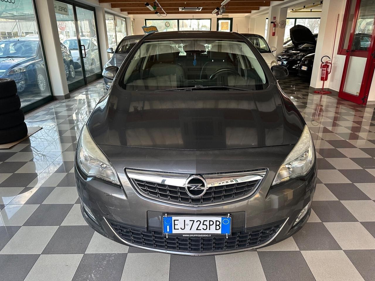 Opel Astra 1.4 100CV 5 porte Elective