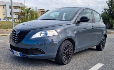 Lancia Ypsilon 1.2 GPL NEOPATENTATI VENDUTA