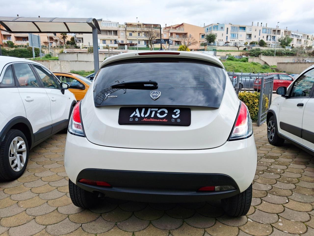 Lancia Ypsilon 0.9 TwinAir 5 porte Metano Ecochic Gold