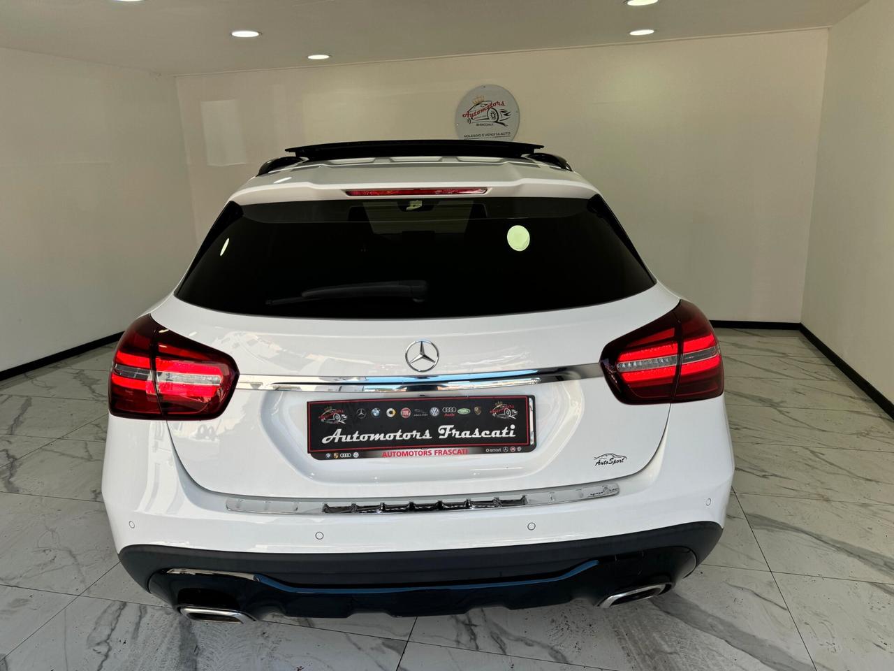 Mercedes-benz GLA 220 -AUTO- Premium-TETTO-2019