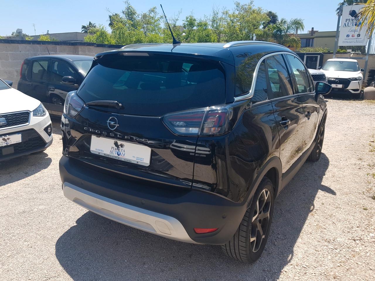 Opel Crossland 1.2 Elegance Navy Led Rcam Sensori Cerchi 17'