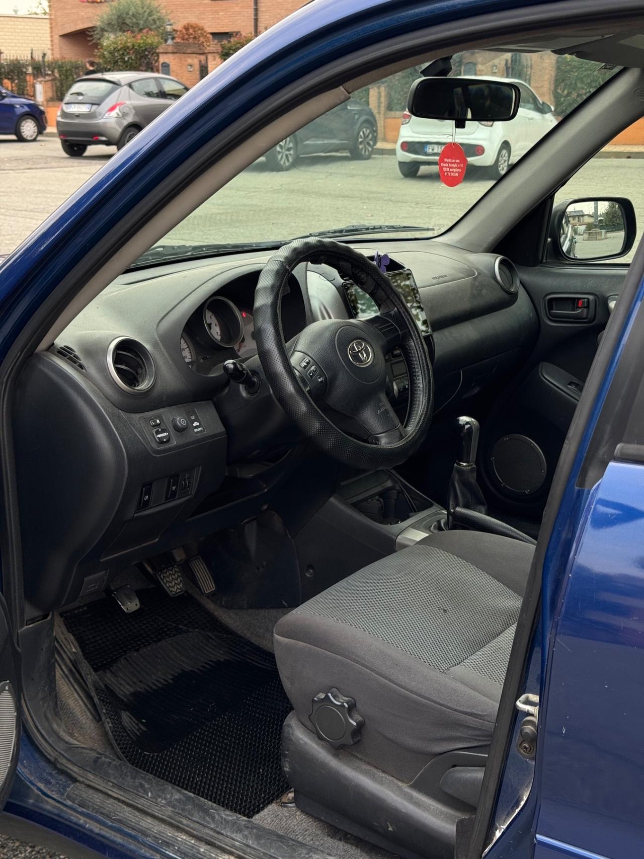 Toyota RAV 4 RAV4 2.0 Tdi D-4D cat 5 porte Sol