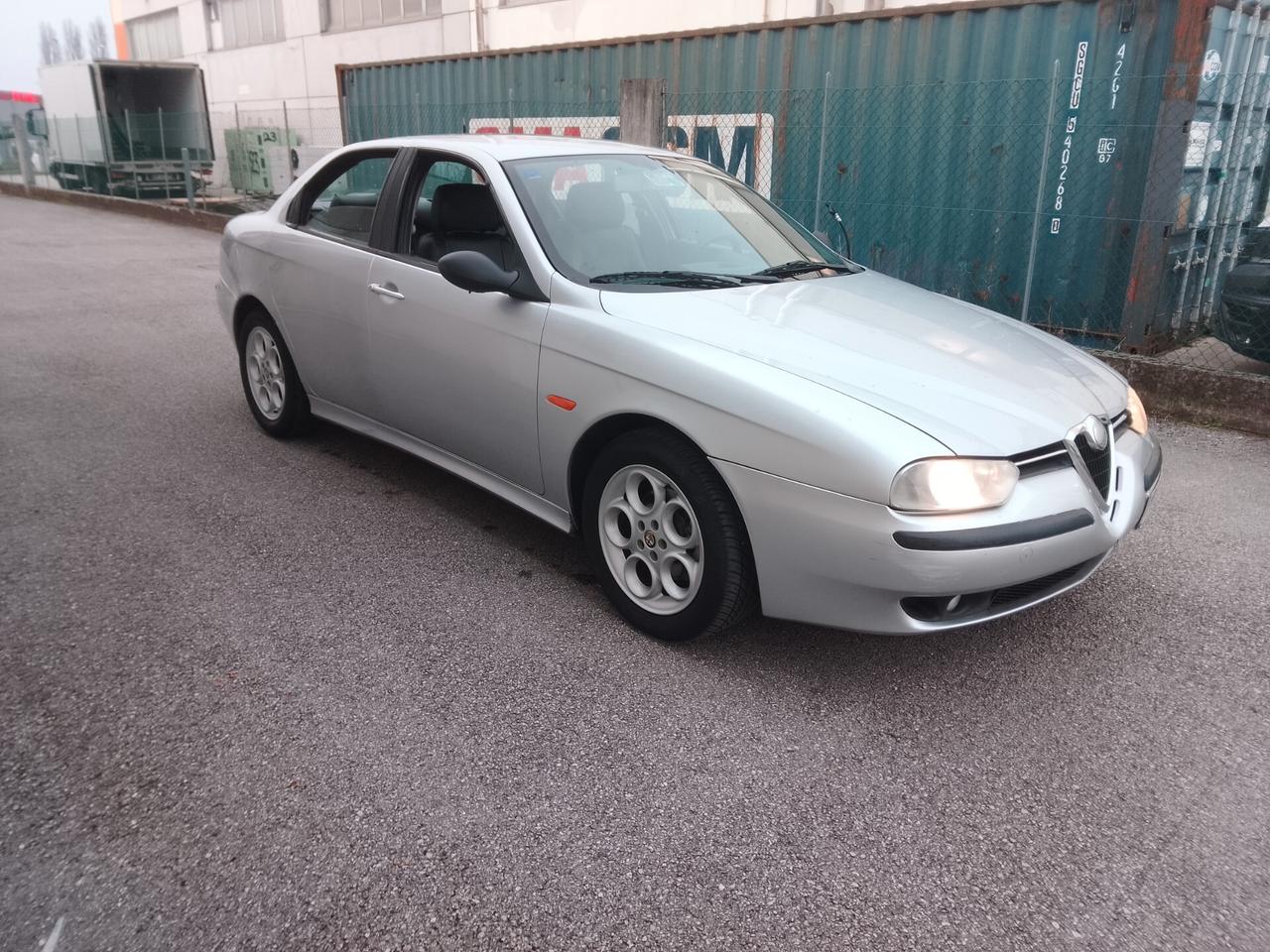 Alfa Romeo 156 1.8i 16V Twin Spark 4 porte