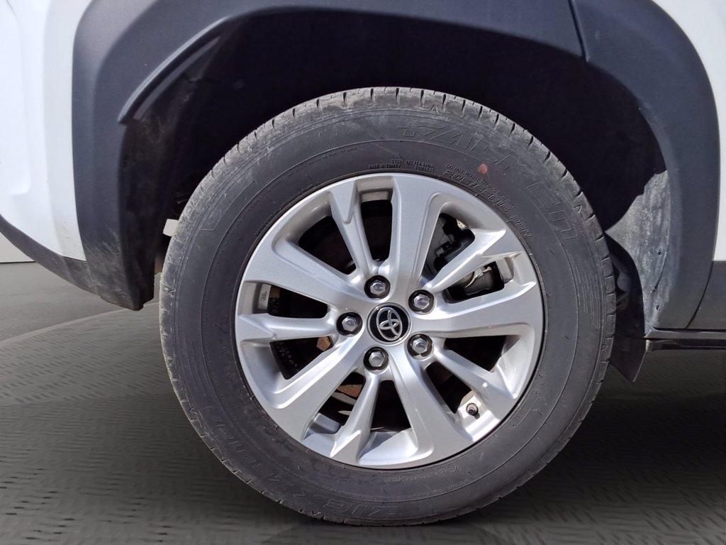 TOYOTA Yaris cross 1.5h active fwd 115cv e-cvt del 2025