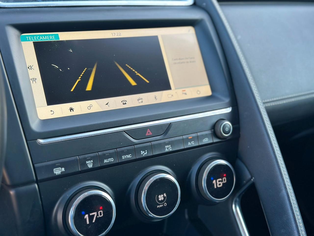 Jaguar E-Pace 2.0D 180CV AWD R-Dynamic