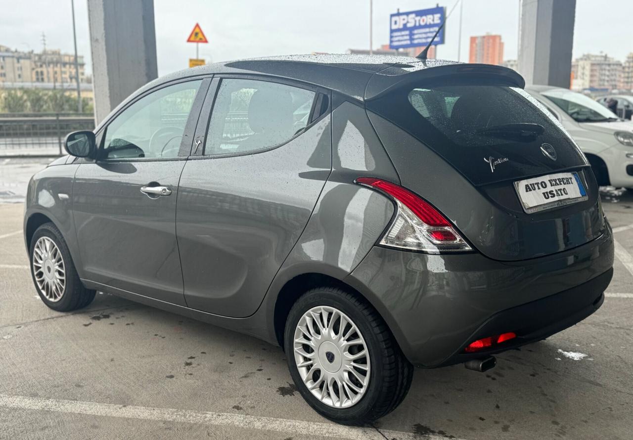 Lancia Ypsilon 1.2 69 CV 5 porte Platinum 2015