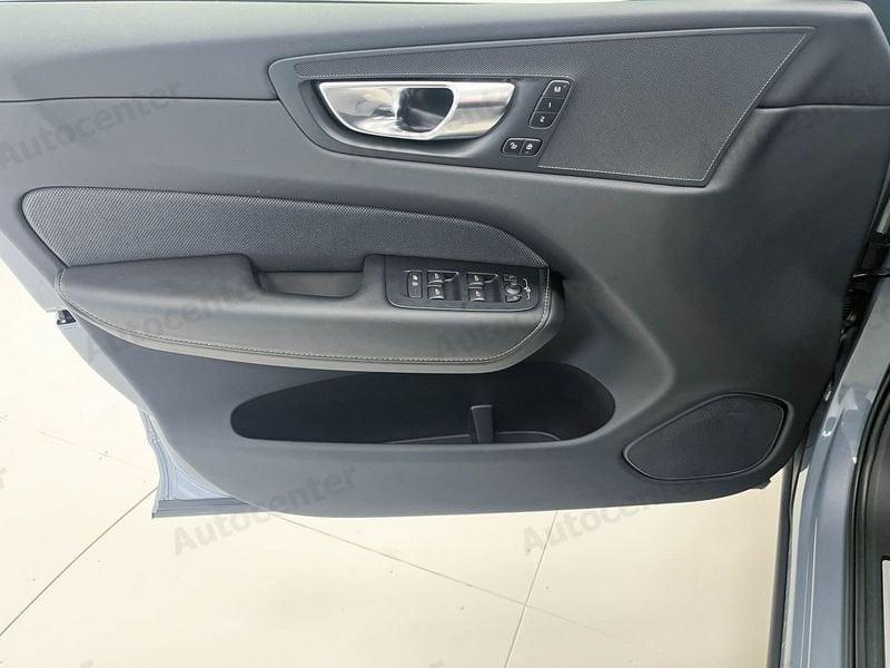 Volvo XC60 XC60 B4 (d) 197CV AWD AUT R DESIGN