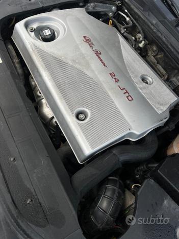 ALFA ROMEO 166 2.4 JTD 150CV Distinctive. LEGGI