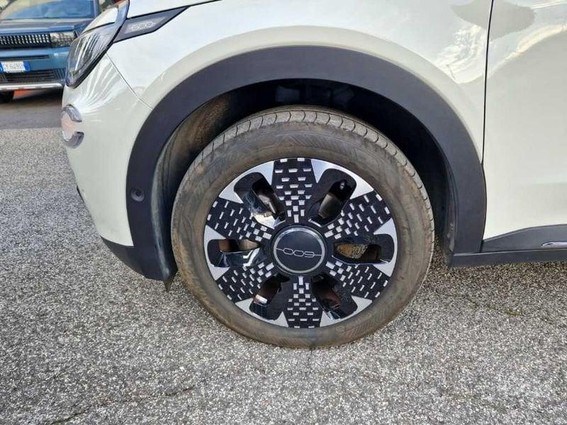 FIAT 600 (2023-->) Hybrid DCT MHEV La Prima