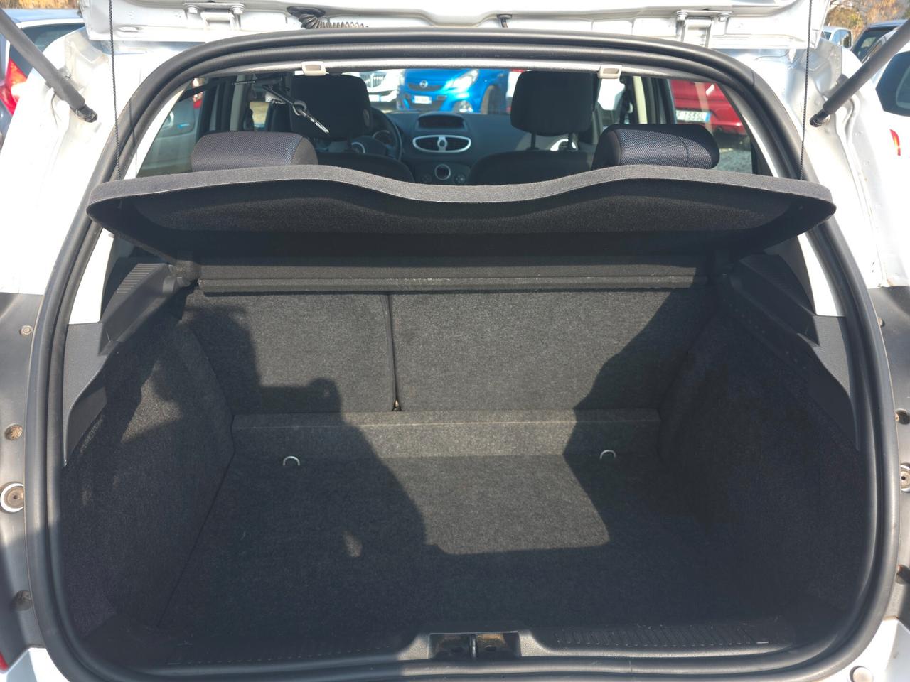 Renault Clio 1.2 16V 5 porte Confort