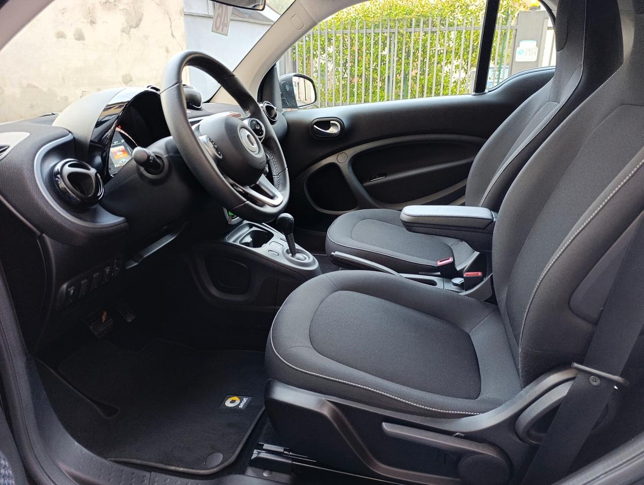 Smart ForTwo 70 1.0 twinamic Passion km 25.741 del 2019