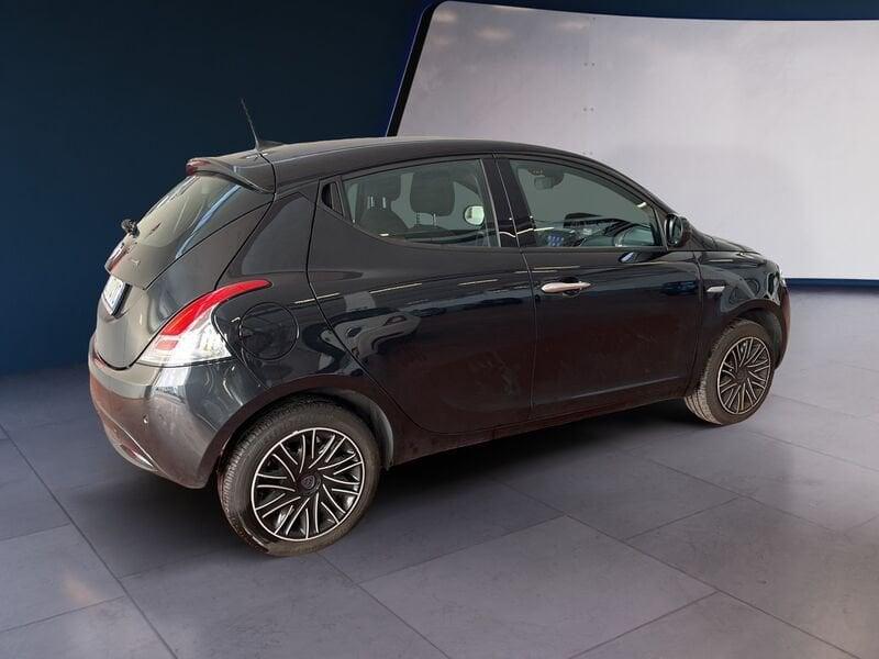 Lancia Ypsilon III 2021 1.0 firefly hybrid Gold s&s 70cv 5p.ti