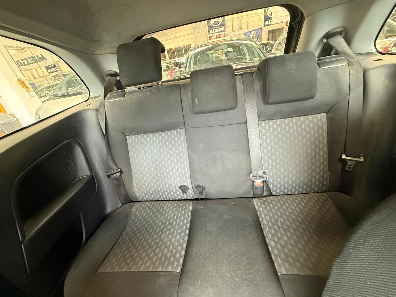 Ford Fiesta 1.2 16V 3p. Ambiente