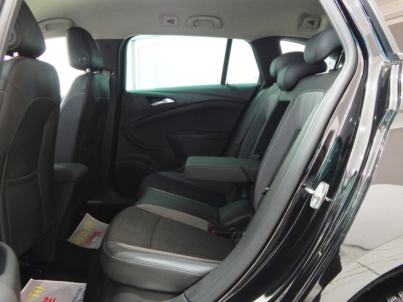 Opel Astra Sports Tourer 1.5 CDTI Business Elegance AT9