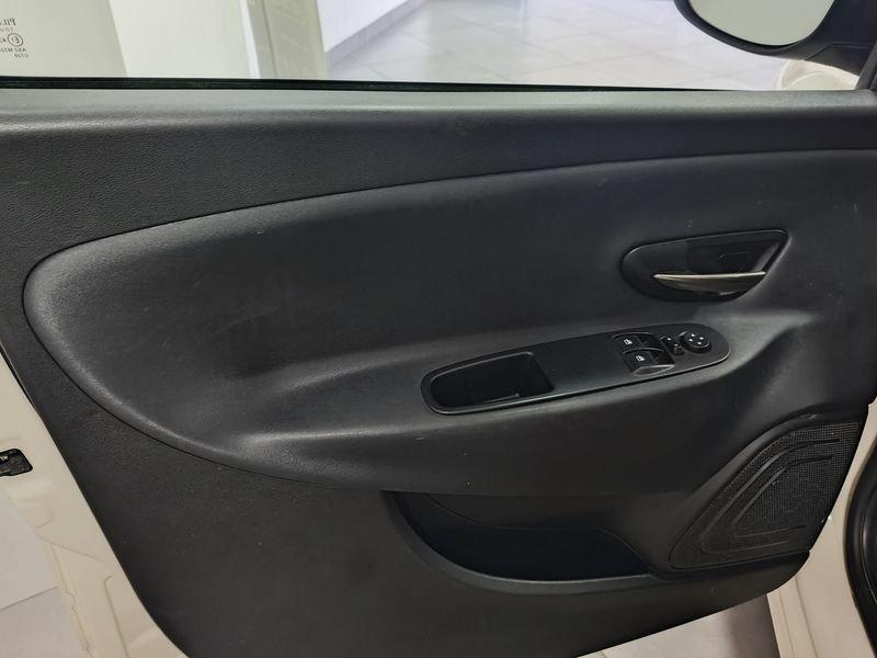 Lancia Ypsilon Ypsilon 1.2 69 CV 5 porte Gold