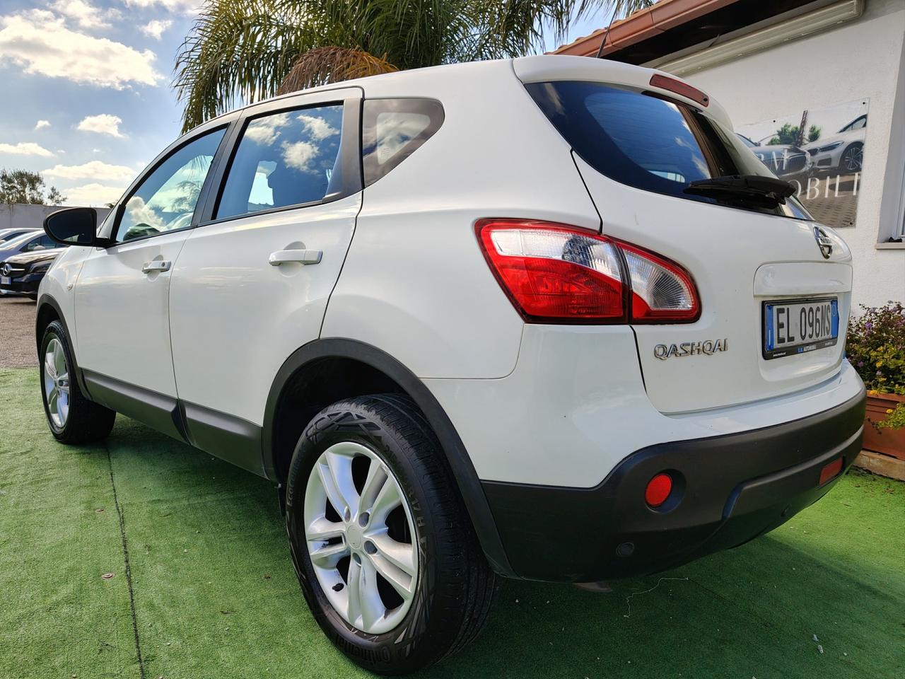 Nissan Qashqai 1.6 dCi DPF Tekna - 2012