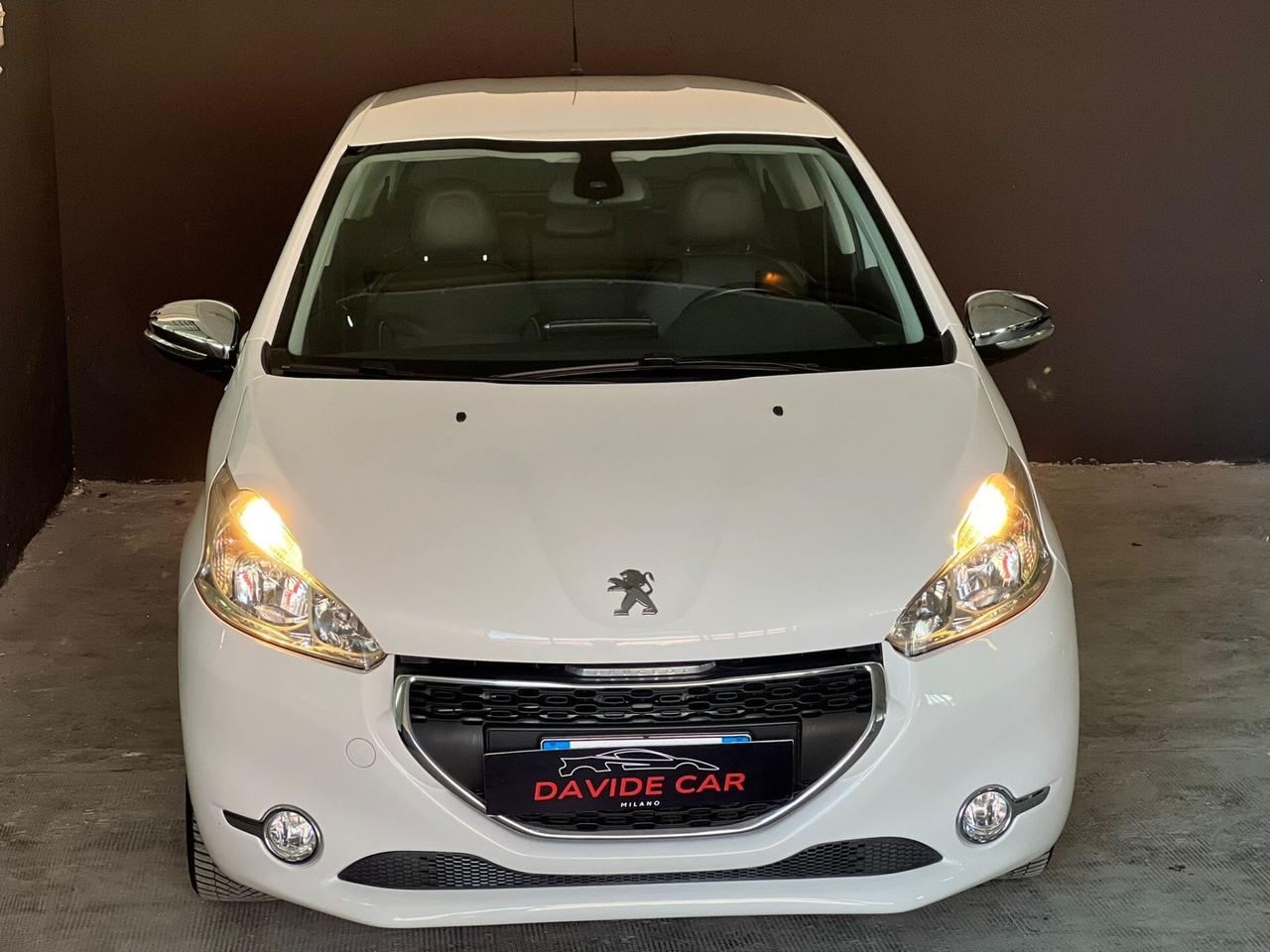 Peugeot 208 1.2 VTi 82 CV 3 porte Serie Speciale S