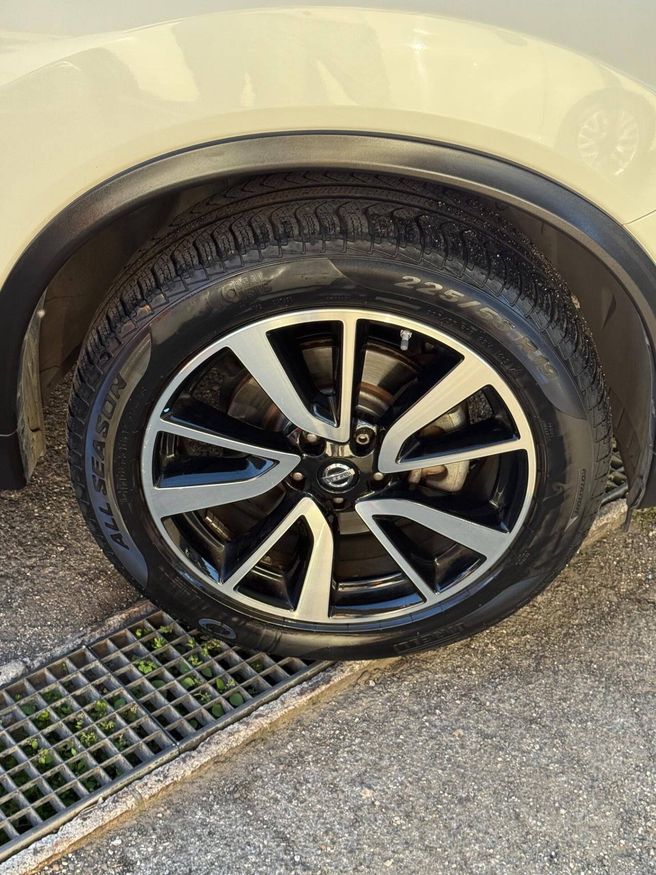 X-Trail 1.6 dCi 2WD Tekna-80 mila km -7 posti-rate