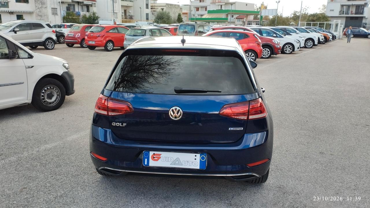 Volkswagen Golf WOLKSVAGEN BMT BENZINA /METANO