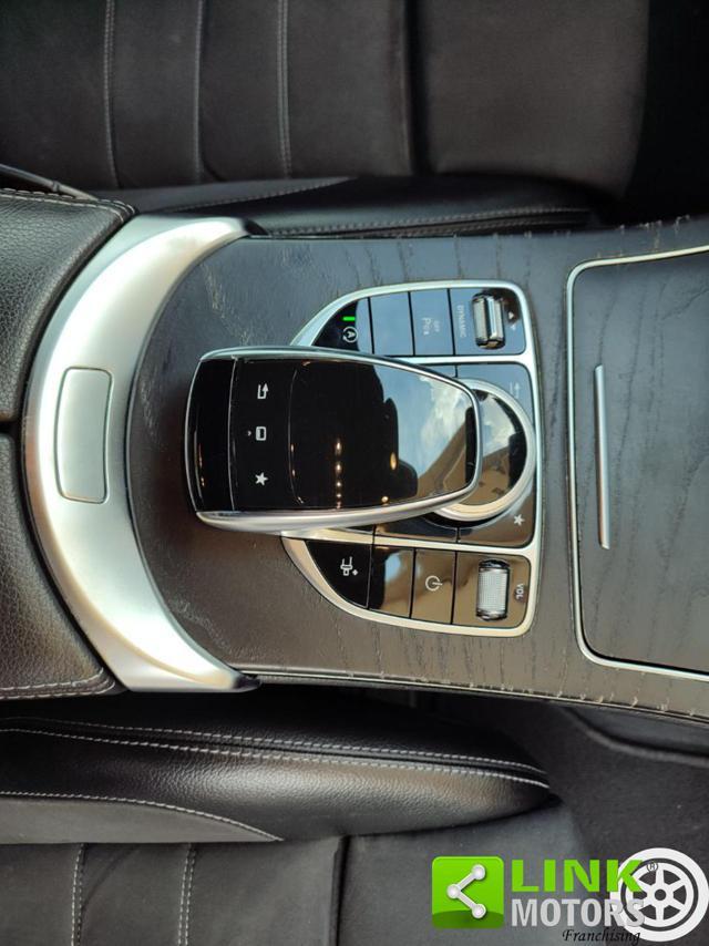MERCEDES-BENZ C 220 d Auto Coupé Premium