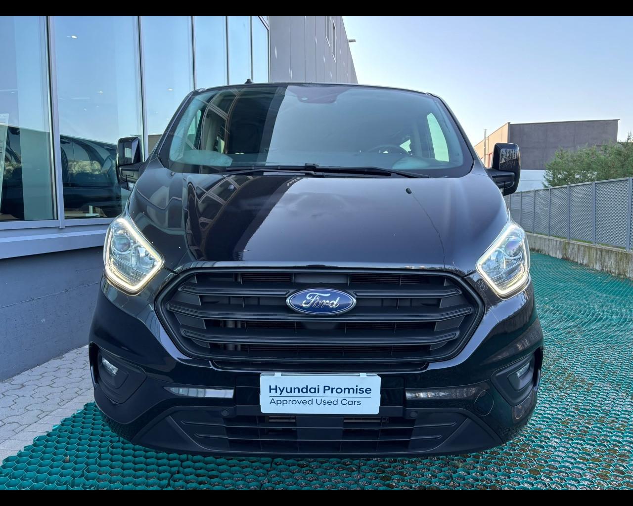 FORD Transit Custom 320 2018 - Transit Custom 320 2.0 tdci 150cv Trend combi L2H1 E6.2