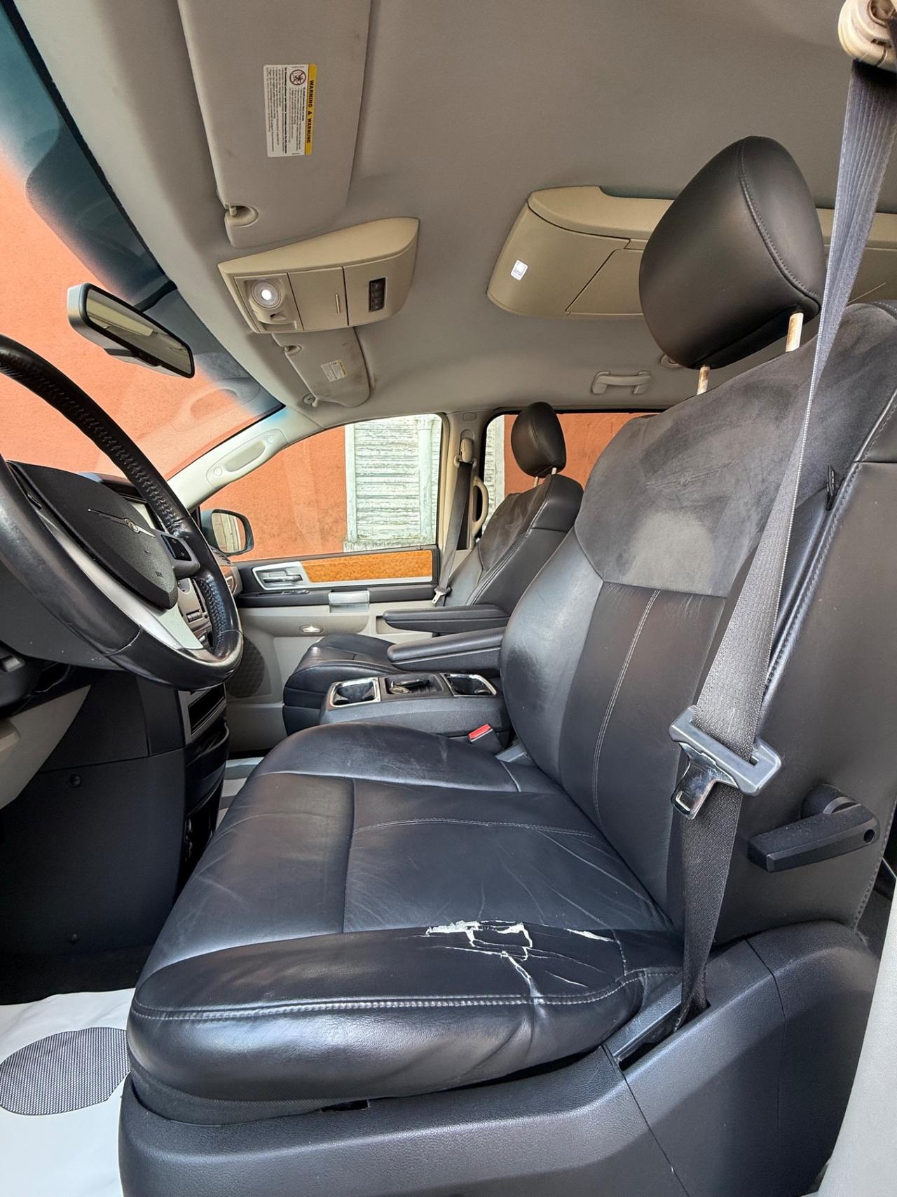 Chrysler Voyager Grand 2.8 CRD cat Limited Auto