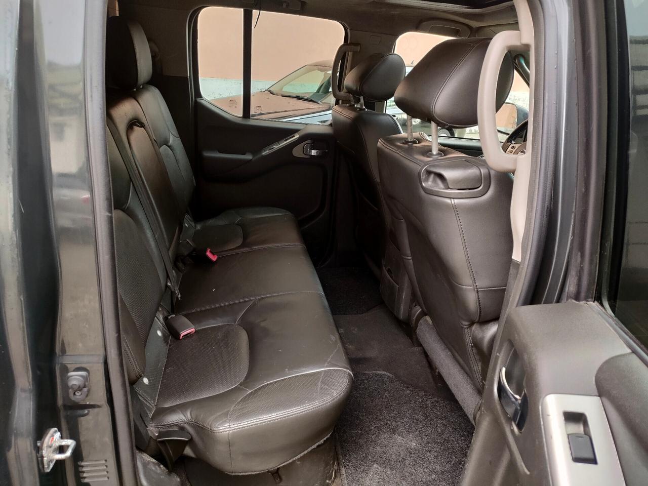 Nissan Navara 2.5 dCi PREZZO INTRATTABILE