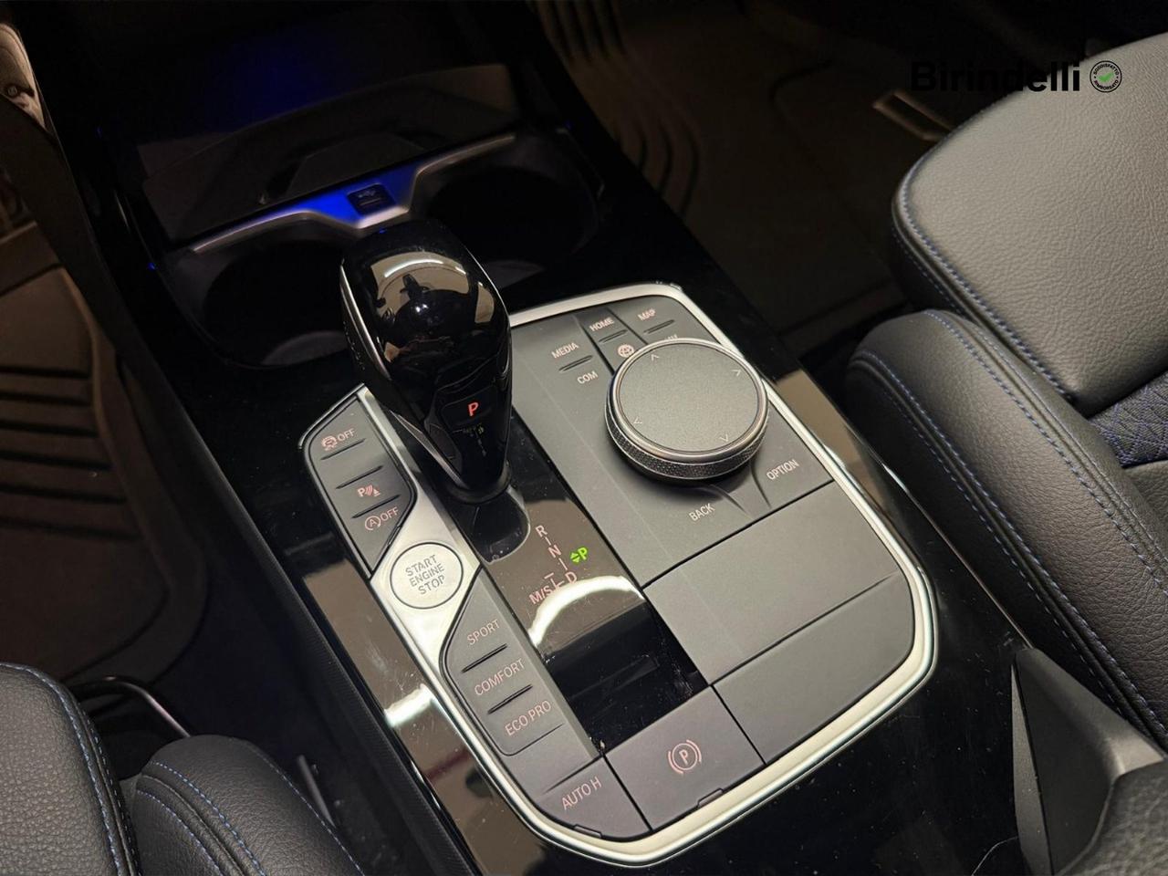 BMW Serie 1 (F40) - 118d 5p. Msport