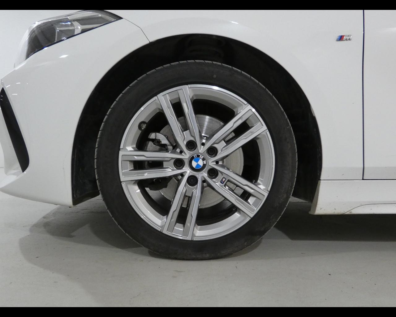 BMW Serie 1 (F40) - 118d 5p. Msport
