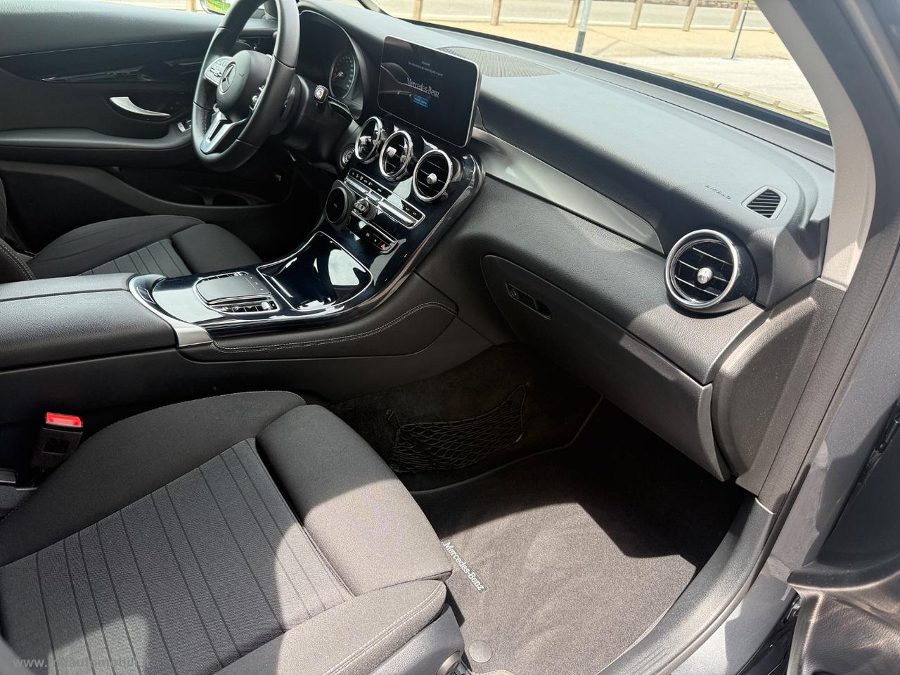 MERCEDES-BENZ GLC 200 d 4Matic Sport TAGLIANDI STUPENDA