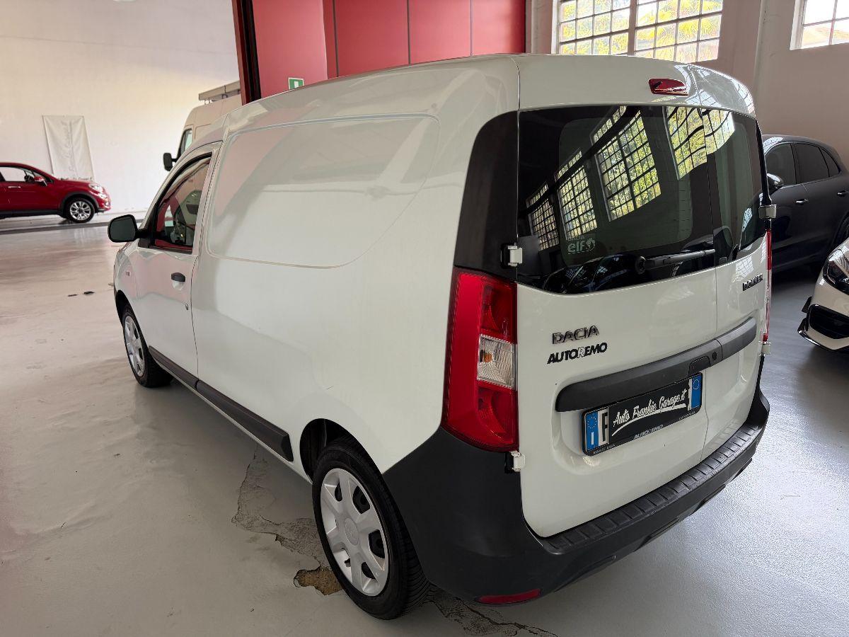 DACIA DOKKER
