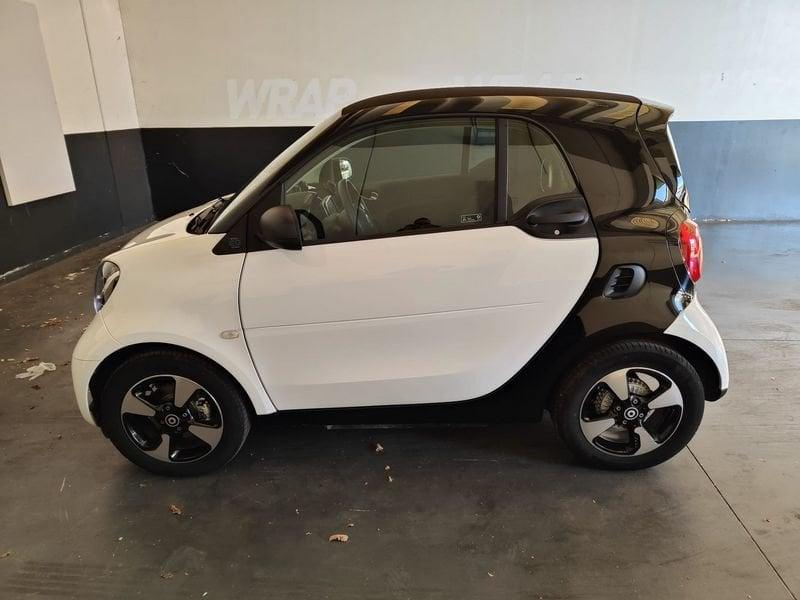 smart fortwo EQ Passion