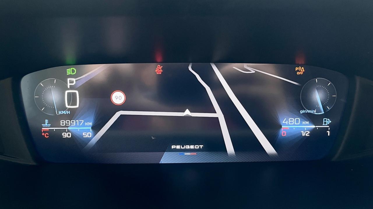 PEUGEOT 308 BLUEHDI 1.5 EAT8 ALLURE PACK 131CV - VIRTUAL COCKPIT, FULL LED, NEOPATENTATI