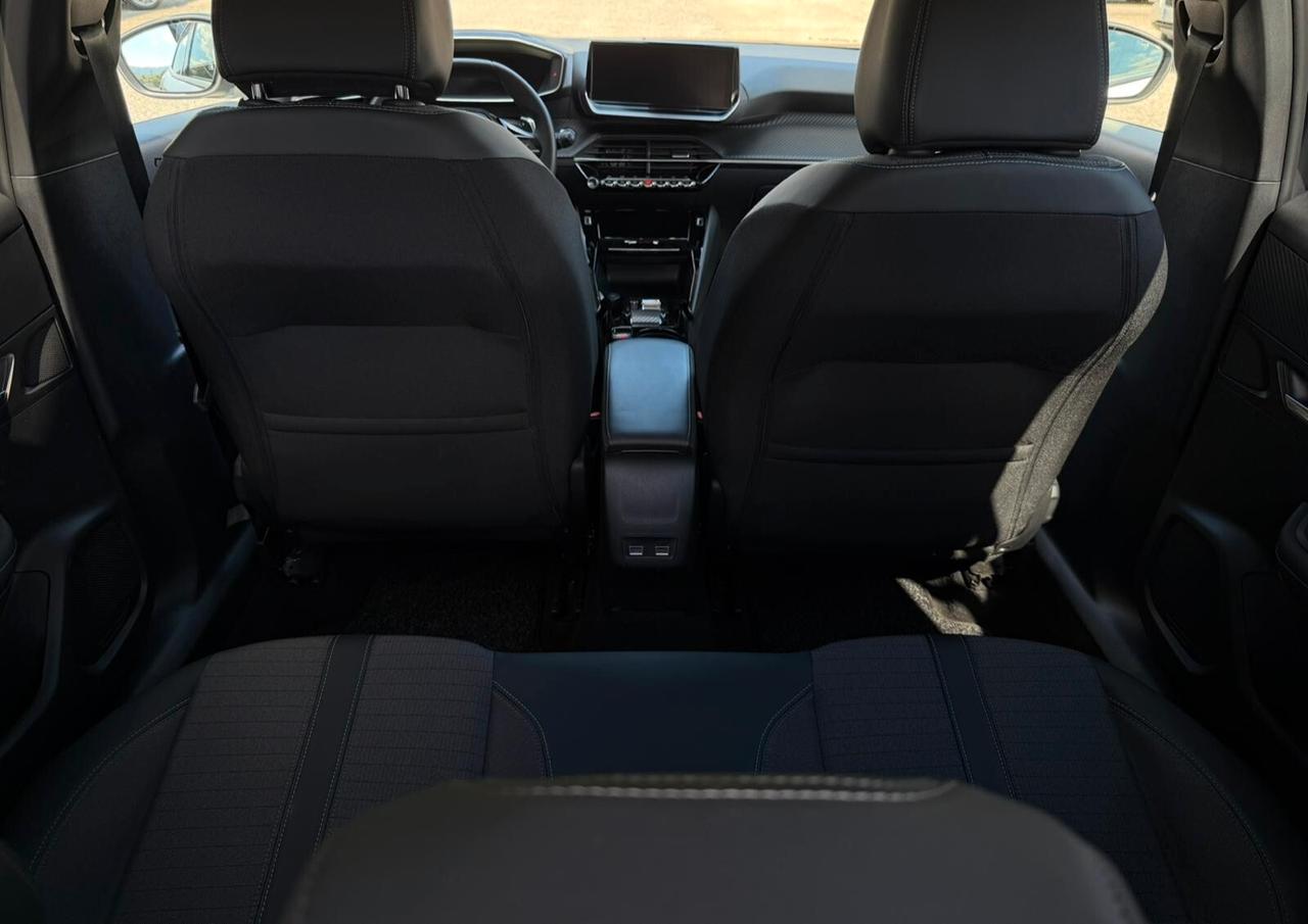 Peugeot 2008 BlueHDi 130 S&S EAT8 Allure