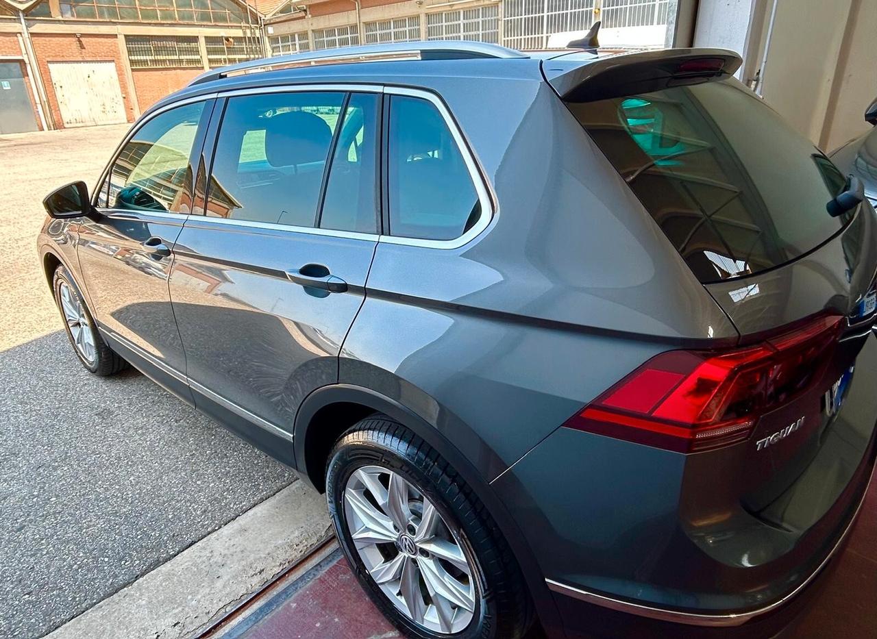 Volkswagen Tiguan 2.0 TDI SCR DSG 4MOTION Advanced INTERNI IN ALCANTARA