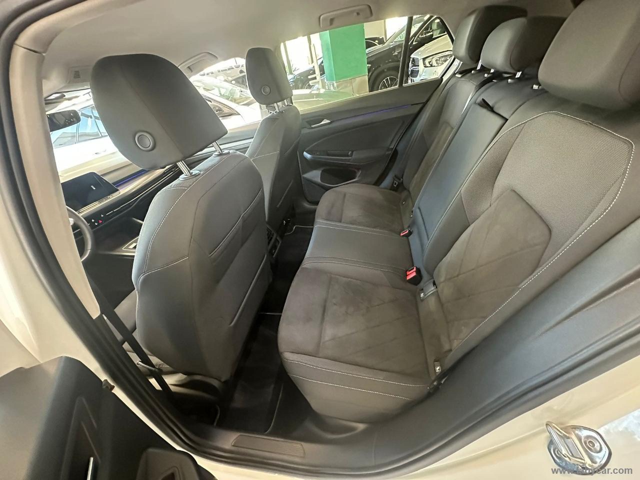 VOLKSWAGEN Golf 2.0 TDI 150 CV DSG SCR Style