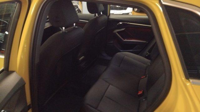 AUDI A3 SPORTBACK 30 g-tron S tronic Business Advanced