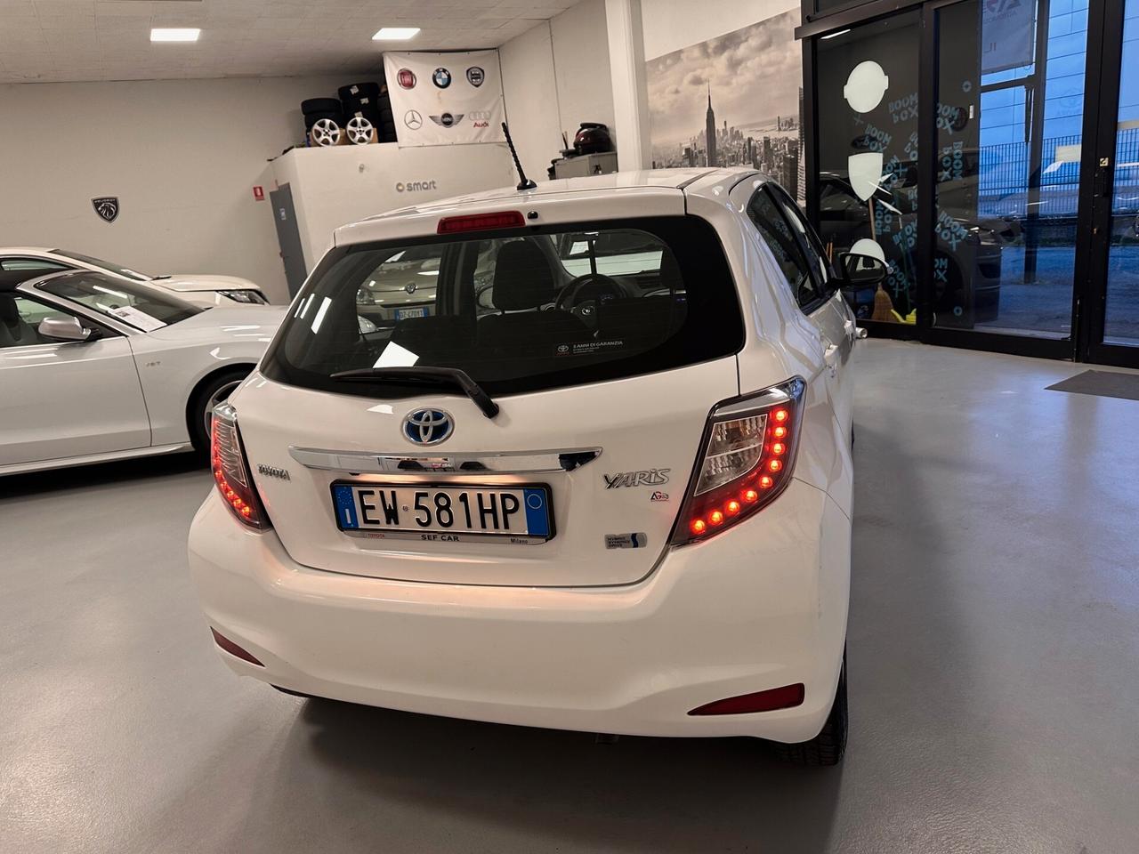 TOYOTA YARIS 1.5 HIBRID