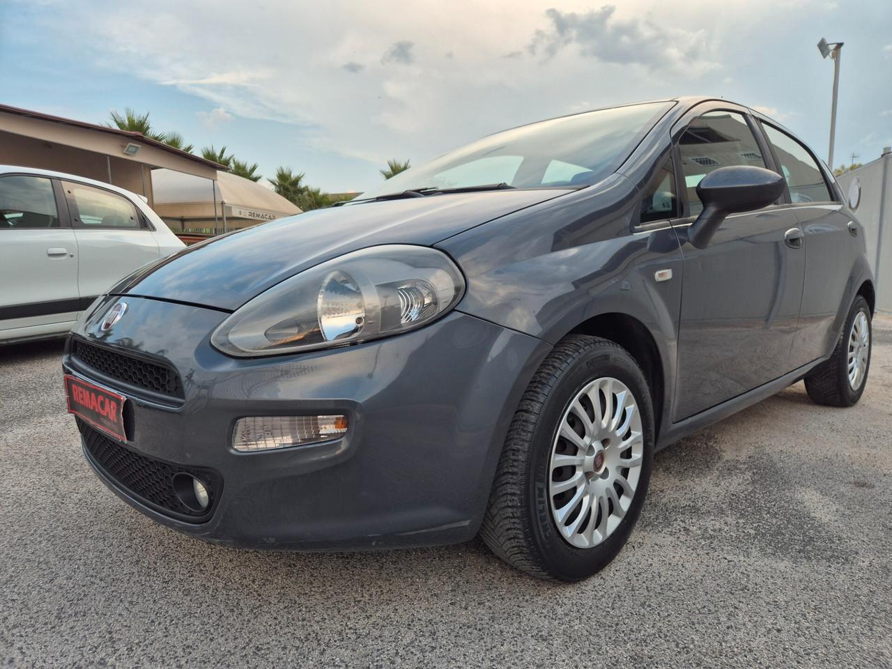 Fiat PUNTO 1.4 GPL RESTAYLING Lounge NUOVA 2014