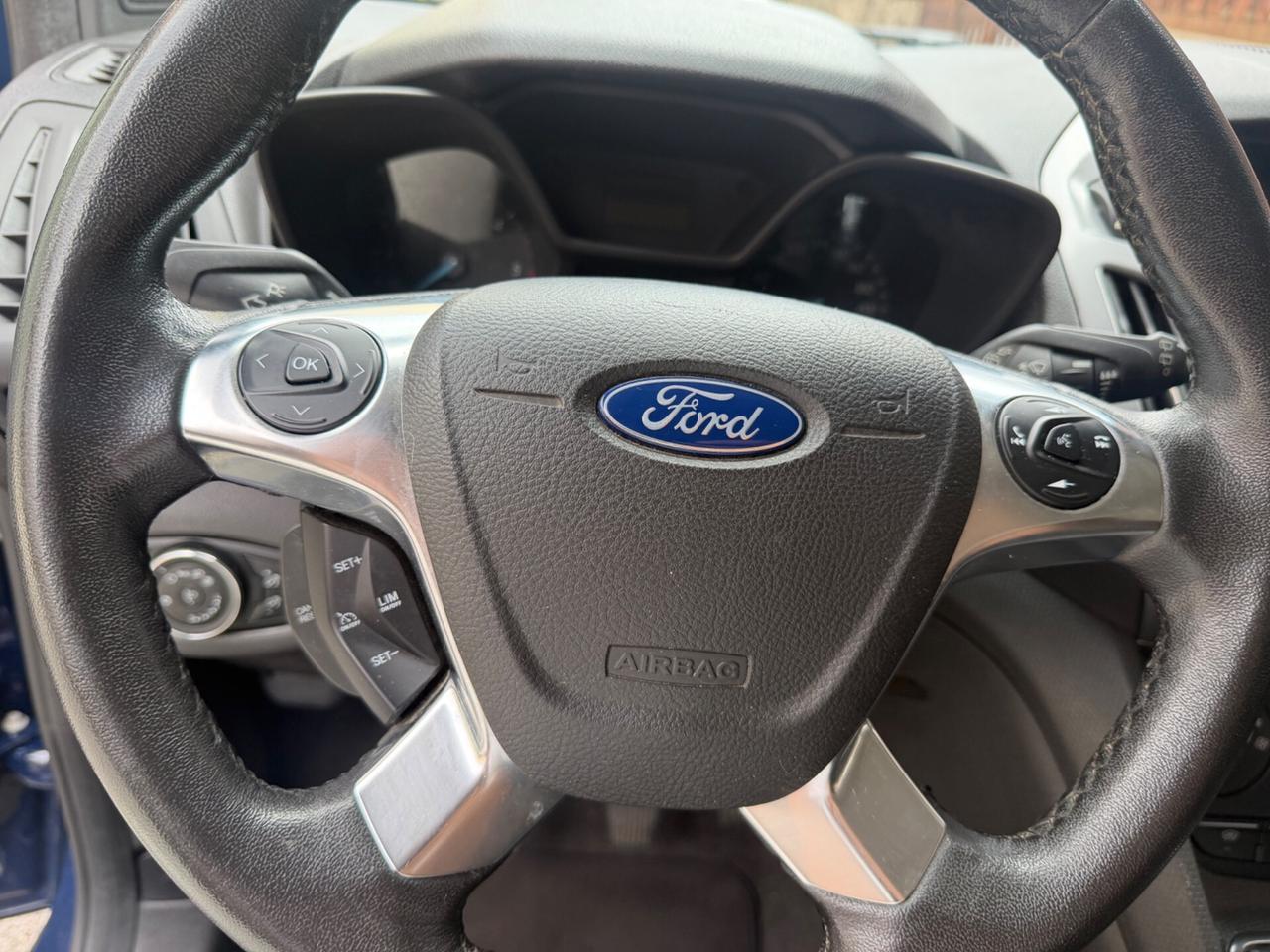 Ford Tourneo Connect 1.6 TDCi 115 CV Titanium
