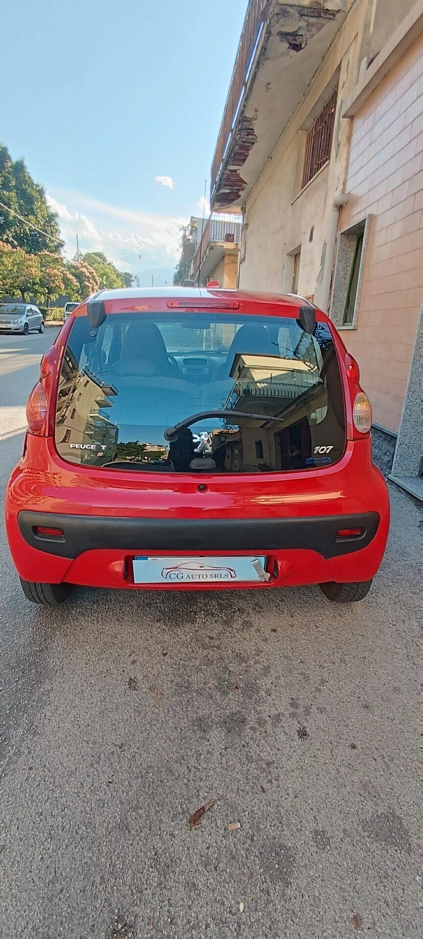 Peugeot 107 1.0 68CV 3p. Sweet Years