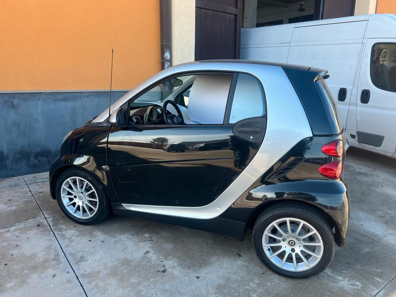 Smart ForTwo 1000 52 kW coupé passion