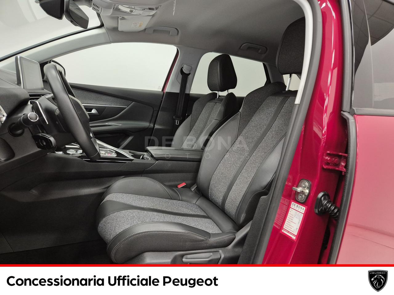 Peugeot 3008 1.6 hybrid phev allure 225cv e-eat8