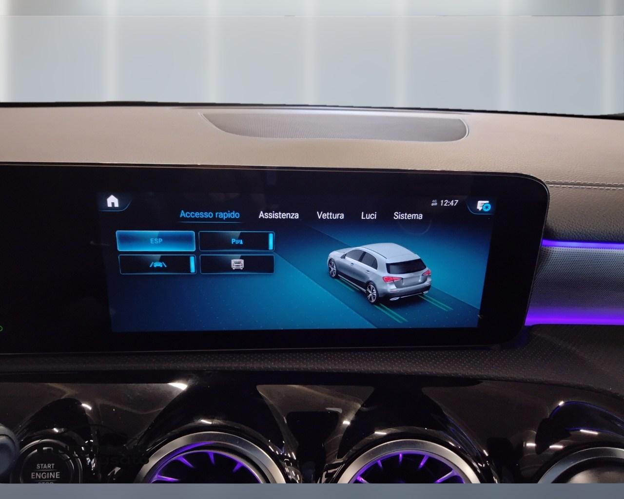 Mercedes-Benz Classe A - W177 2018 - A 200 d Premium Night edition auto