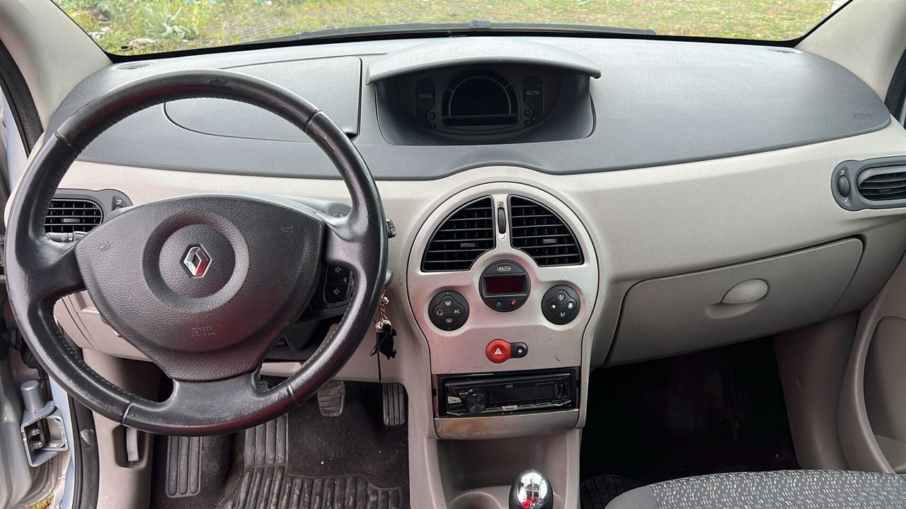 Renault Modus 1.5DCI 140000KM A-F-F-A-R-E