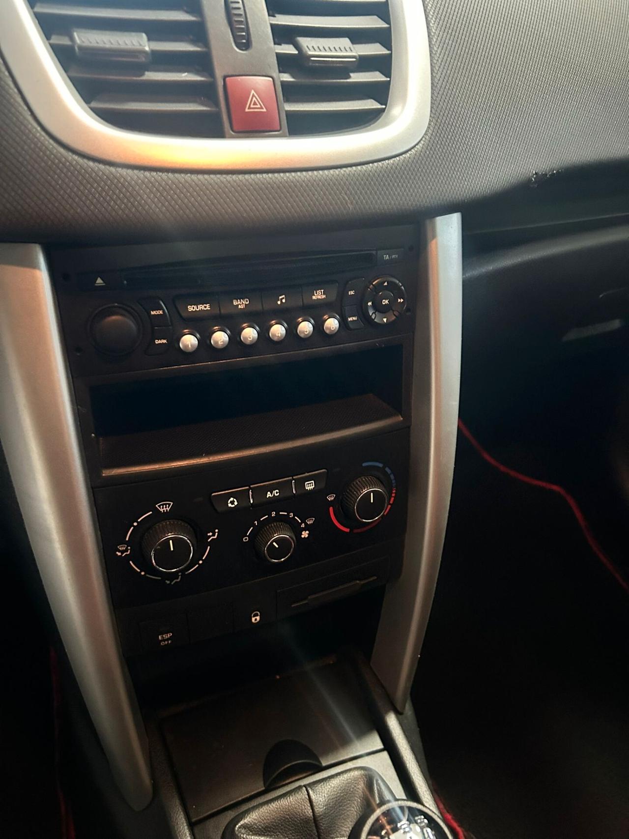 Peugeot 207 1.4 HDi X NEOPATENTATI 2011