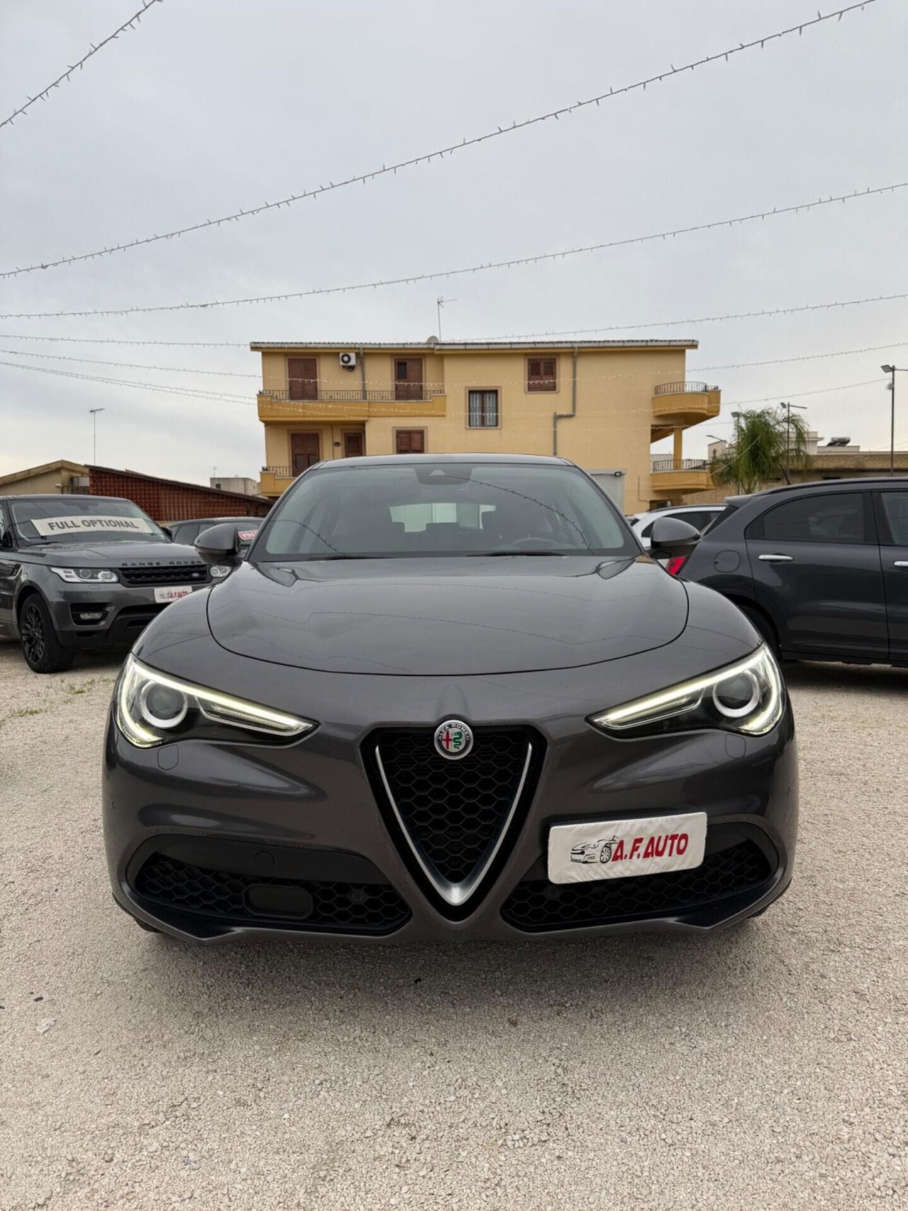 Alfa Romeo Stelvio 2.2 Turbodiesel 190 CV AT8 RWD Executive