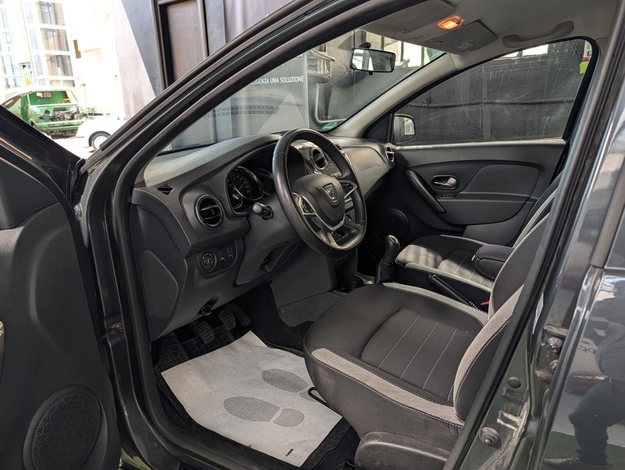 Dacia Sandero Stepway 0.9 TCe Techroad